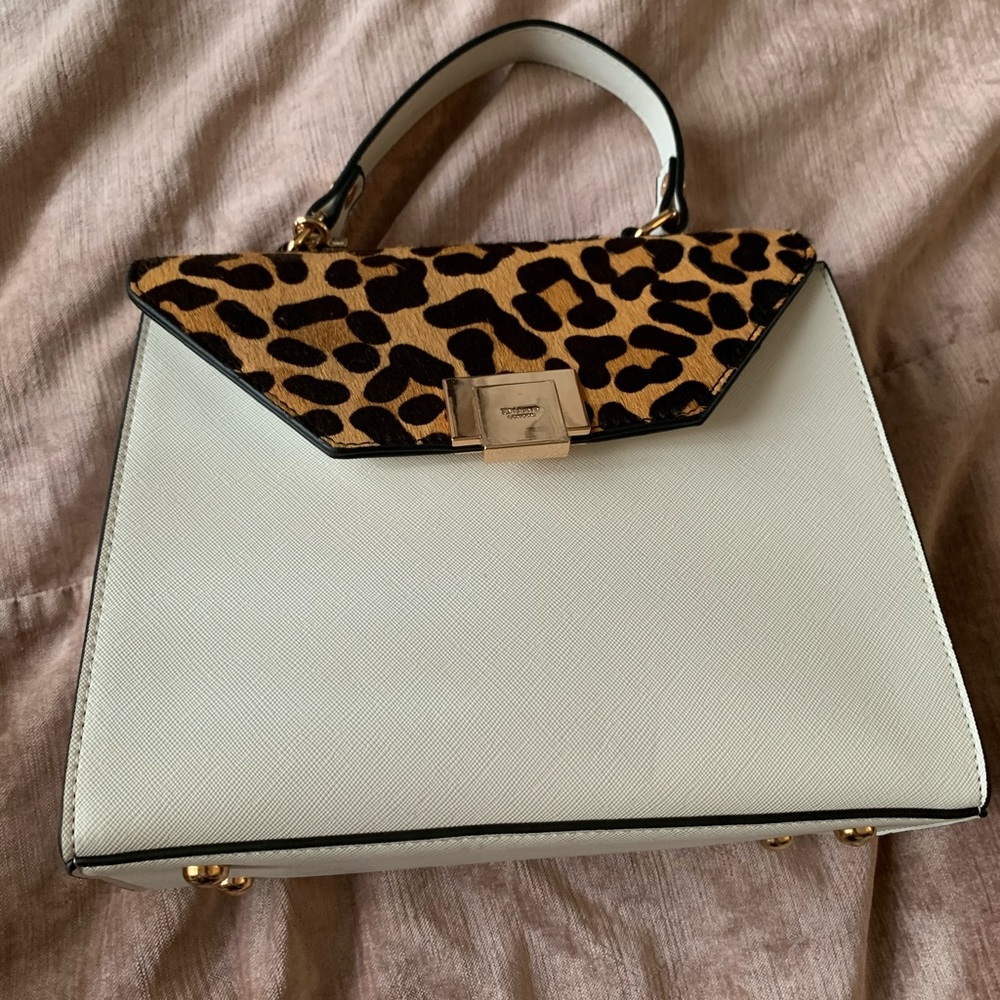 Two tone purse